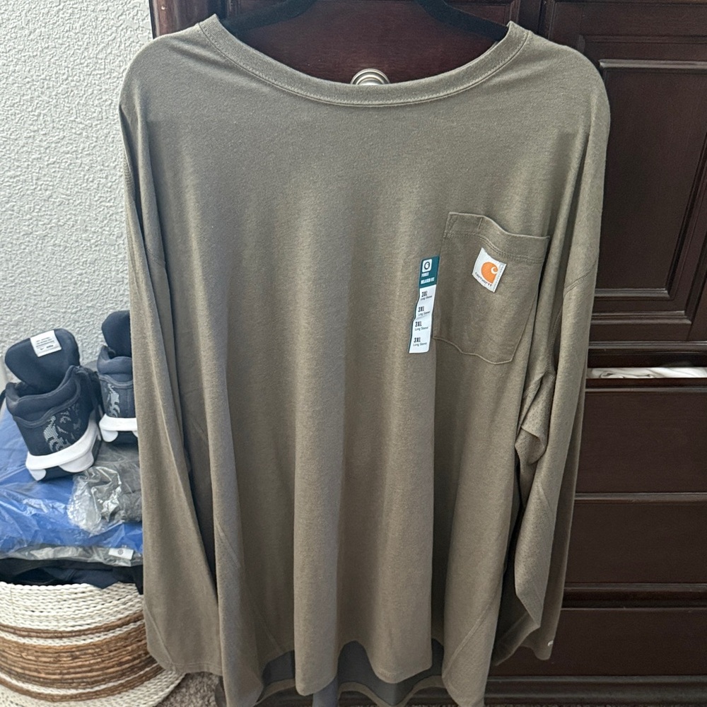 Carhartt Men's Long Sleeve Shirt in Olive